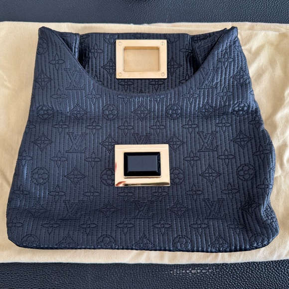 LOUIS VUITTON POCHETTE ALTAIR CUIR CLUTCH - Picture 5 of 11